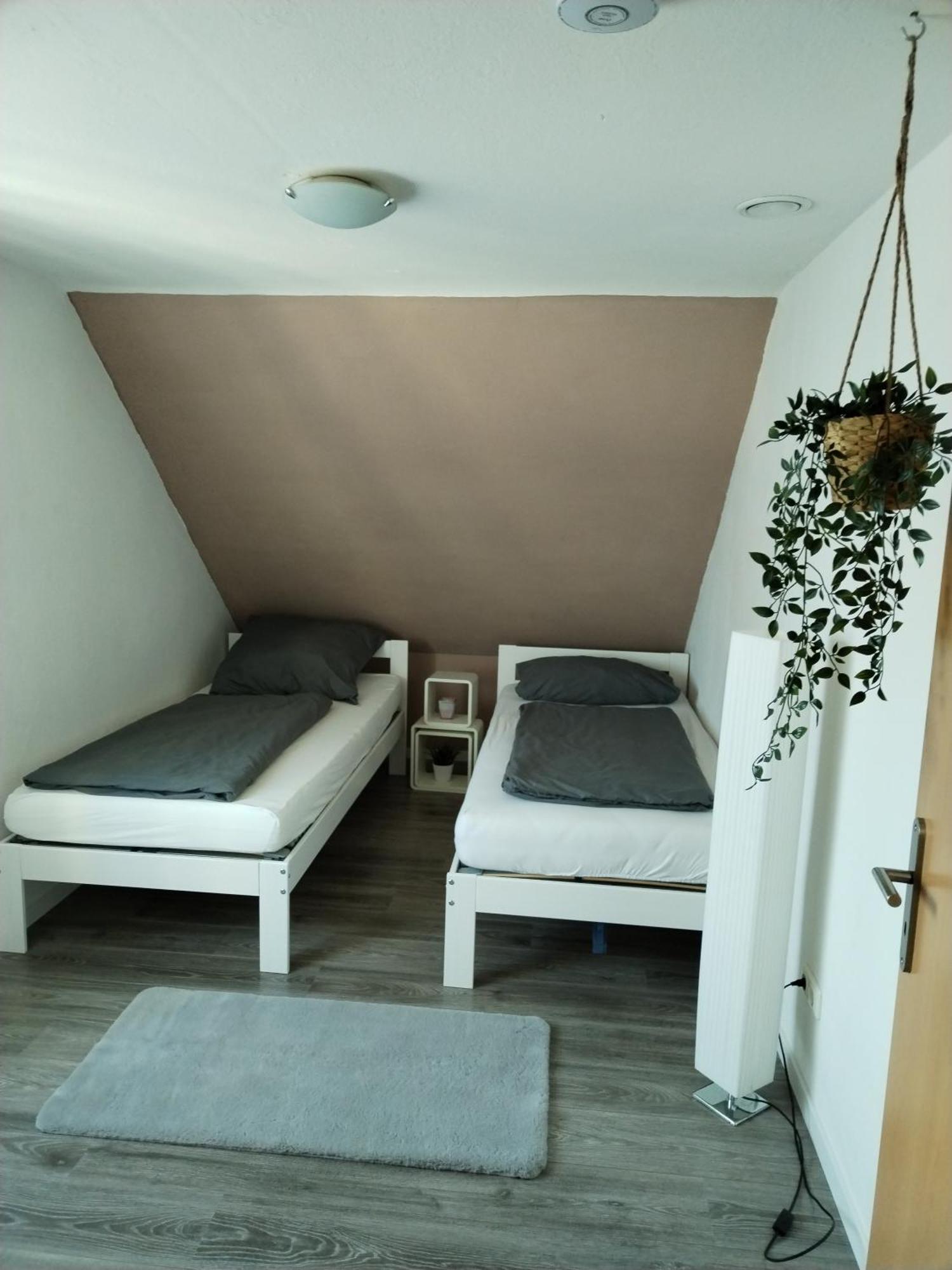 Gemuetliche 5Pers Ferienwohnung "Am Steinbach" Naehe Nuernberg Ruhig Und Gute Anbindung Burgthann Chambre photo